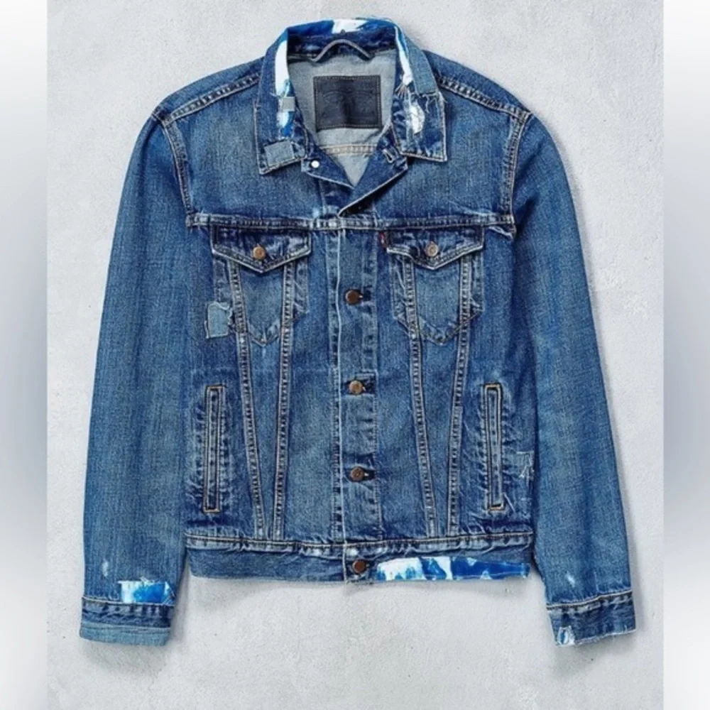 Levi's Shibori Repaired Denim Trucker Mens size Large Tie-Dyed, Distressed